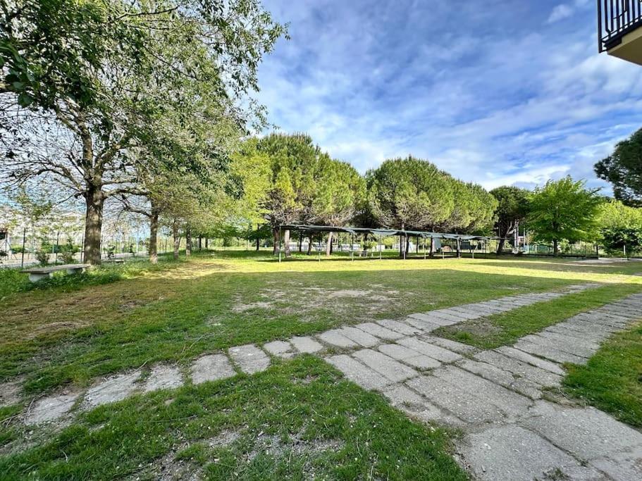 Apartamento White House Lido di Jesolo Exterior foto